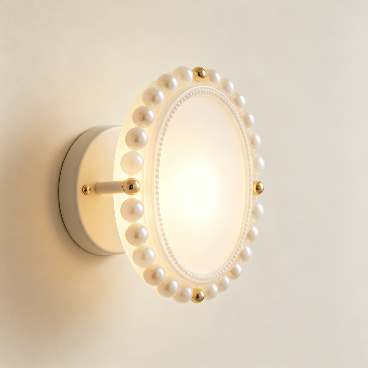 Cream Pearl Ring Wall Sconce